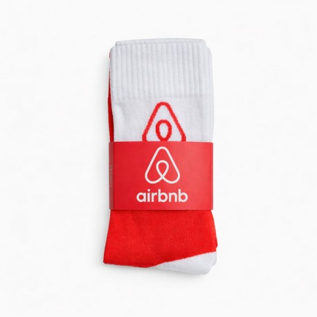 Sosete sport personalizate cu eticheta tip manson client AirBNB